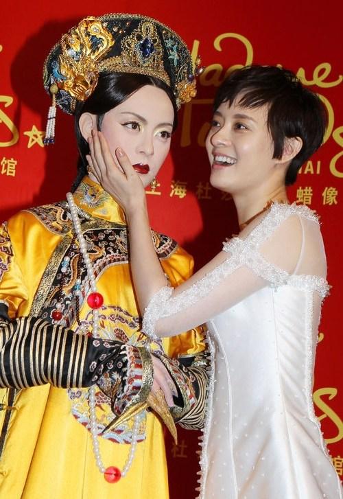 新蓝网米秀大杂烩-史上最全华语明星蜡像 逼真还原明星真面目