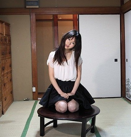 泰国美女猜一成语(3)