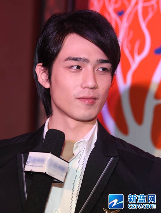 新蓝网米秀大杂烩-蔡康永新书巡回签售 浪漫风