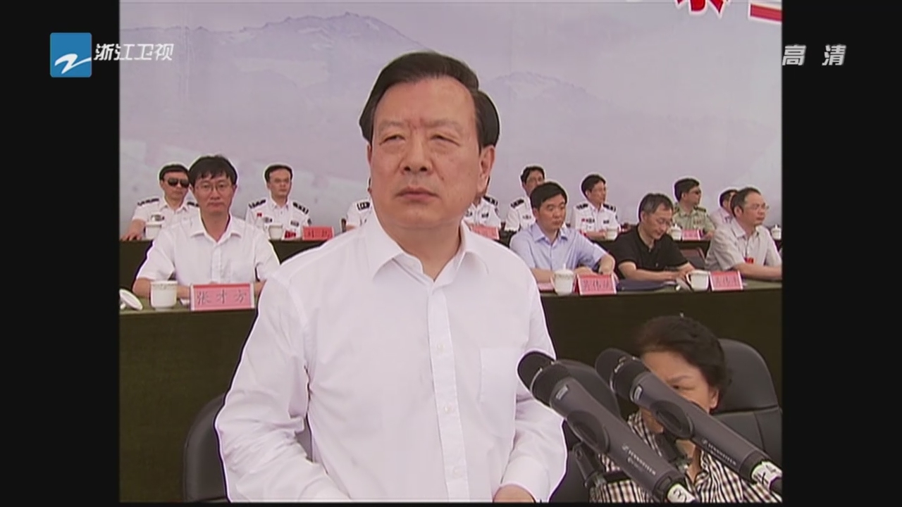 邓紫棋<em>林志玲</em>惨<em>被P</em>成大胖子 女神变胖之后你还