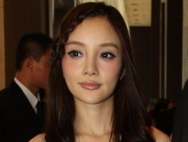 谢贤个人资料_谢贤狄波拉_谢贤收入