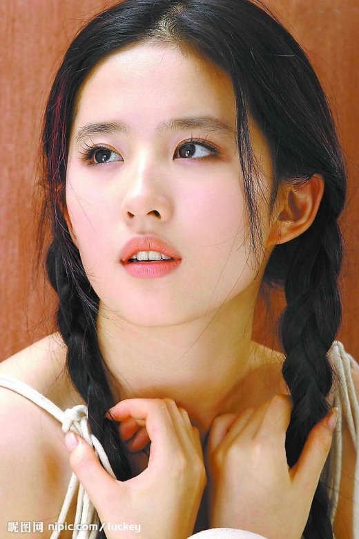 郑爽刘诗诗允儿宋慧乔娱圈清纯系氧气美女盘点