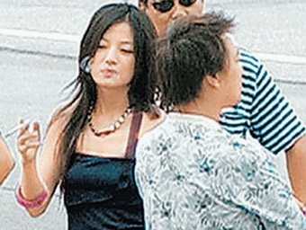 陈乔恩赵薇马伊璃王菲 女神吞吐云雾抽烟不雅