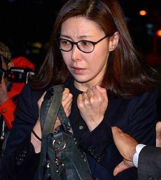 韩国女星成贤娥涉嫌卖淫被判罚200万韩元 当庭