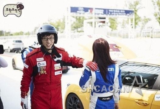 2NE1朴春遭爆年龄造假 刘在锡录《无限挑战》出车祸(图)