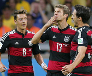 德国7-1巴西进决赛 克洛泽创纪录巴西球员球迷