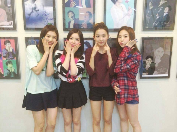 Red Velvet人气超高 <em>少女时代Sunny</em>与SJ希澈都