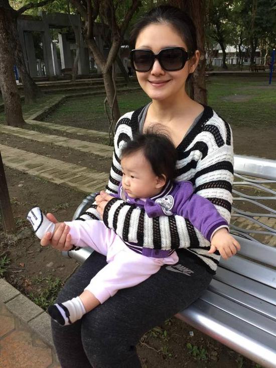 <em>郭</em>晶晶儿子近照曝光 大小S姐姐Grace明星子女