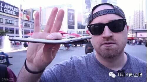 苹果6plus手机按了一下home键,屏幕整个就碎了