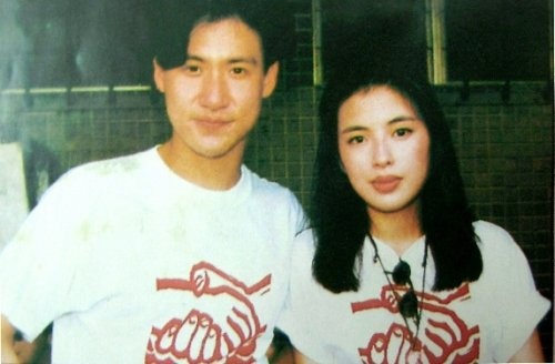 奶茶刘强东复合是真是假? 王菲谢霆锋文章马伊