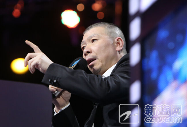 冯小刚狠批娱乐圈哈韩媚日 感叹春晚才艺不足