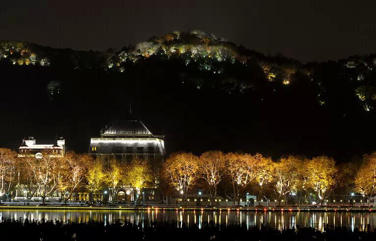 盘点杭州最美深夜景色 适合夜晚散步的好去处