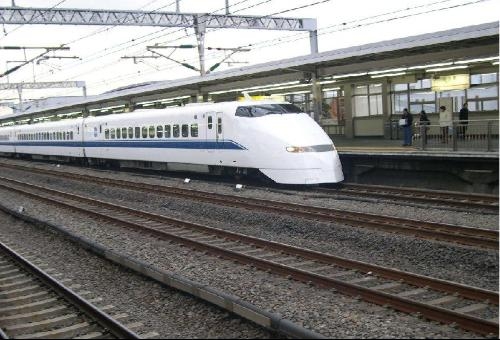 上海铁路局将实施新列车运行图 杭州去厦门快