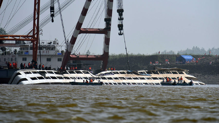 安监总局回复长江沉船死者家属:事件仍在调查