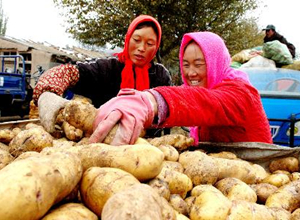 多地定贫困县摘帽时间表 干部考核指标从GDP