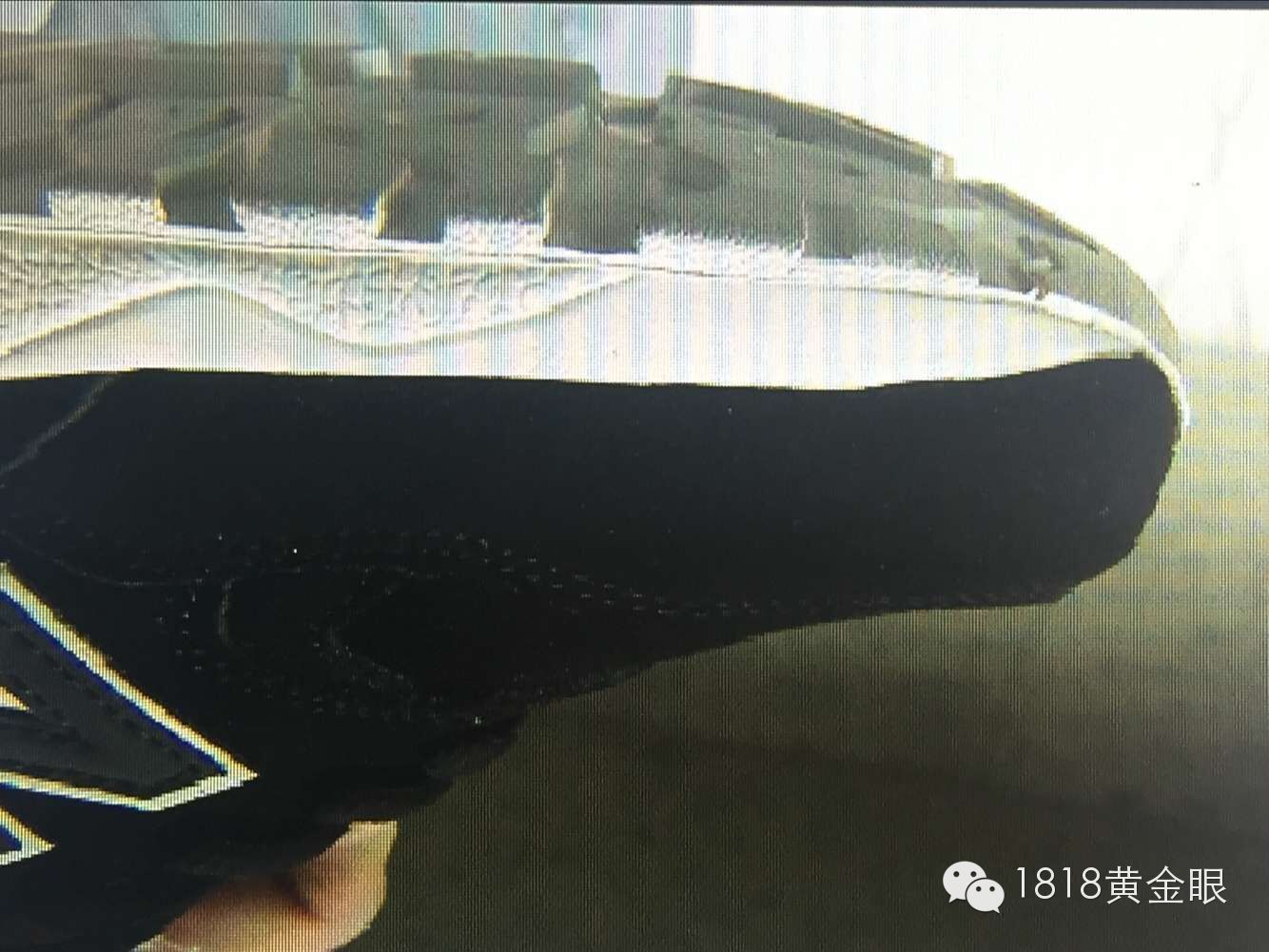 京东买的新百伦跑鞋怀疑是假货 店家:对方用小