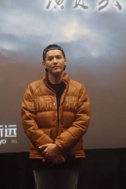 宁泽涛,吴亦凡两枚"小鲜肉"今天现身杭州