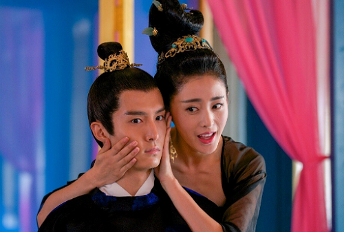 太子妃 变性 记:原来太子盛一伦的前世就是张天