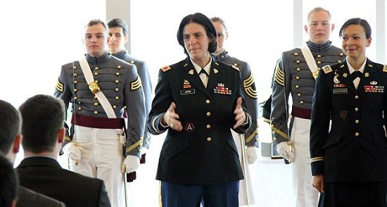 奥巴马提名女性出任西点军校教务长系史上首次