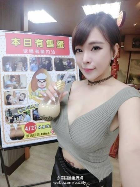 泰国女子卖灯泡奶茶走红