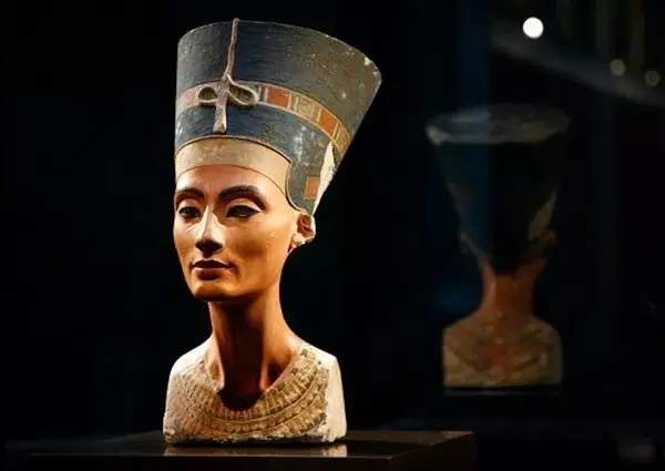 探秘 | 埃及法老图坦卡蒙墓穴考古有新发现 “最美王后”或将现身