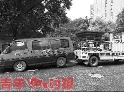 近期杭州各城区加大力度集中排查、拖移僵尸车