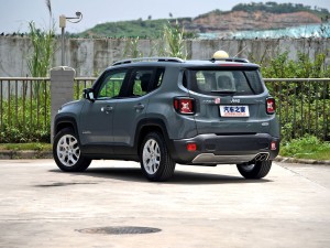 广汽菲克Jeep 自由侠 2016款 1.4T 自动劲能版+
