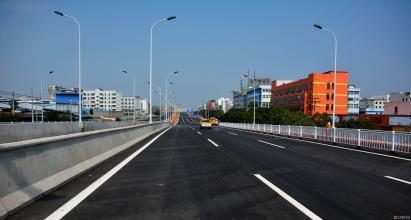 国贸大道新增7个出入口 开车去义乌市场更顺畅