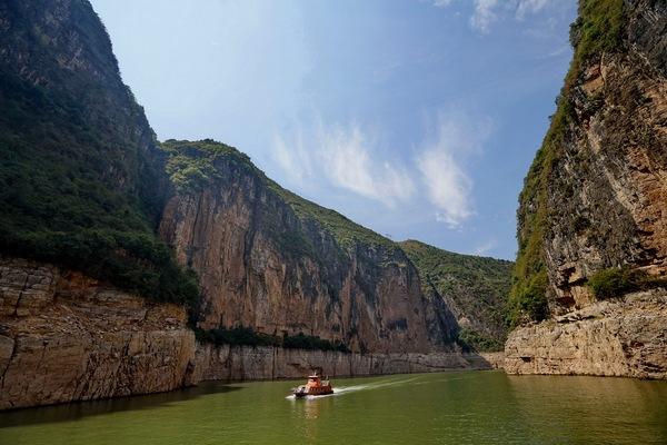 长江黄金邮轮：游三峡、小三峡和小小三峡