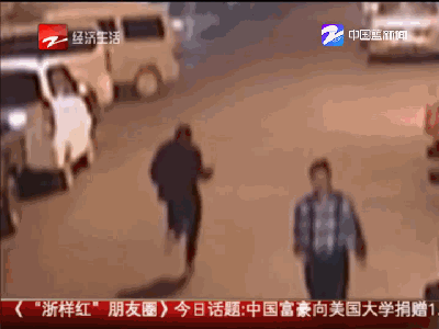 小偷演技堪比影帝 盗窃后还兴奋的跳起了舞