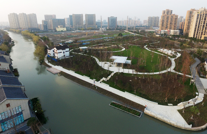 大城北 运河中央公园展新姿