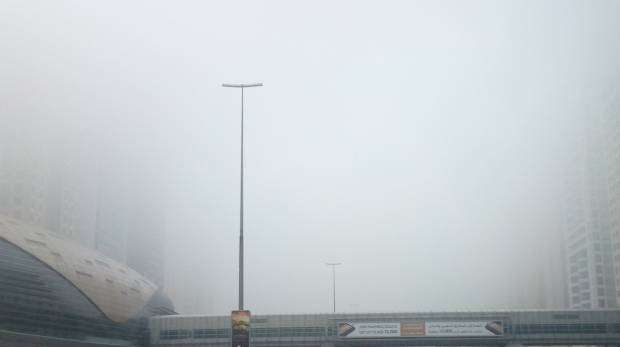 大雾笼罩 迪拜和阿布扎比至少158架航班延误或
