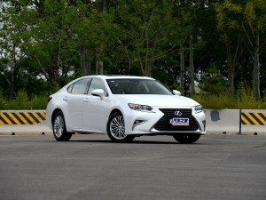 雷克萨斯车系大全老款 5819879b9d1d994167dd9f1c80192841.jpg