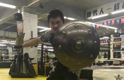 格斗狂人 徐晓冬:我承认自己在炒作