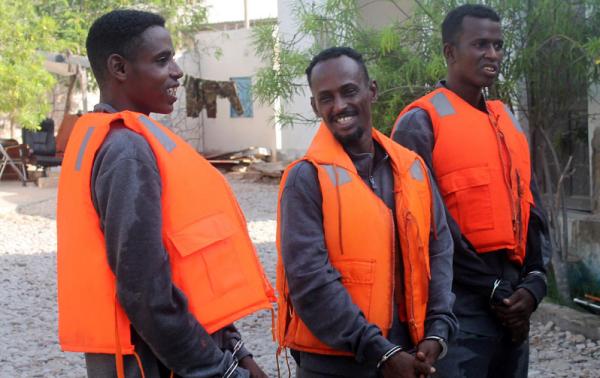 索马里海盗图片