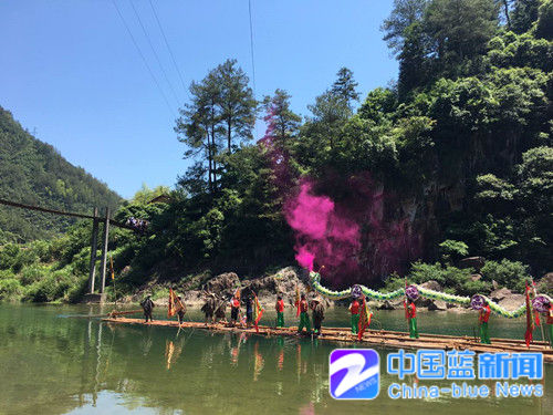 丽水遂昌的大山里举办 端午龙排 祭祀活动