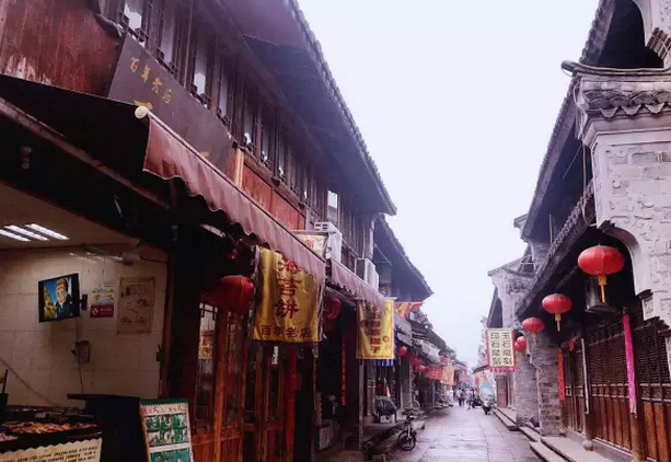 临海紫阳街上的这家海苔饼有118年历史