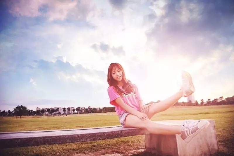 为录取这个浙江美少女 北大降分219 清华降分