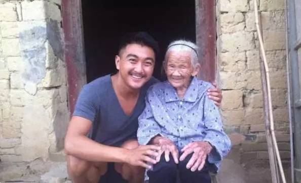 纪录片《二十二》今天公映 这些老人给我们灵