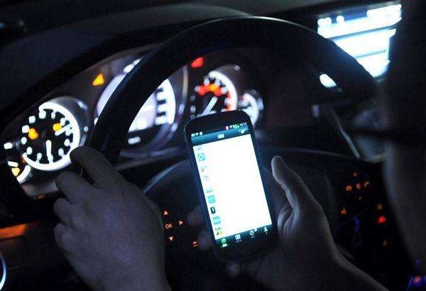 浙江发布数据:开车使用手机导致大量交通事故