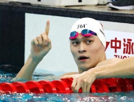 报:十一长假火车票今起开售 2018年考研初试时