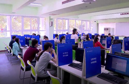 中国最后一次国家司法考试开考 明年将实行新