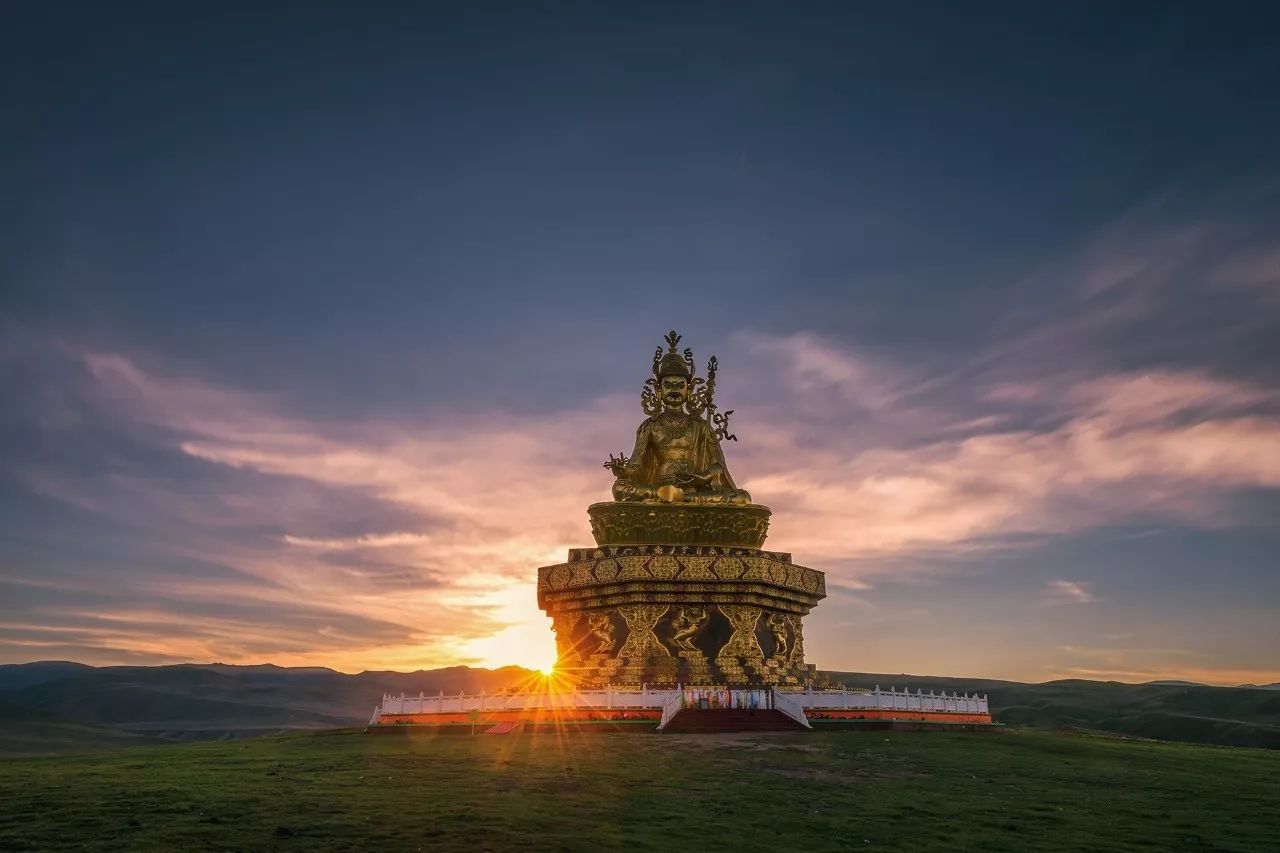 最低调的“九天瑶池”，最美的藏寨秋色，这里都有!_新蓝网