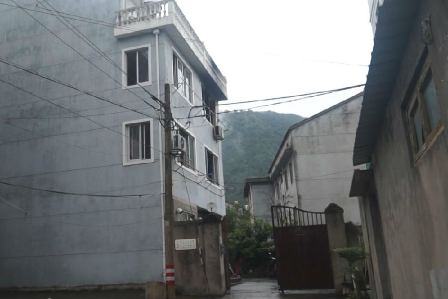 临海:漠视消防安全酿火灾 房东房客双双被拘留