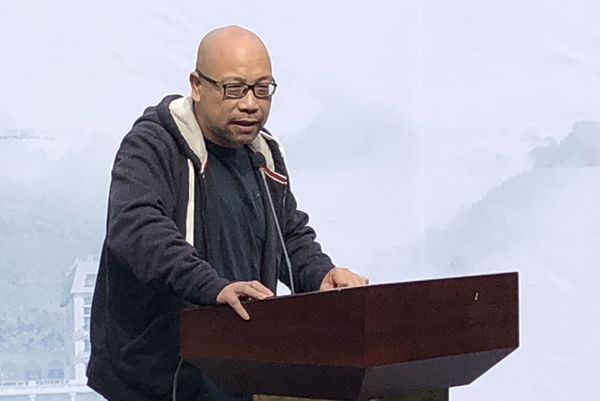 895.png 话剧《新新旅馆》讲述一场名仕佳人的爱情风波