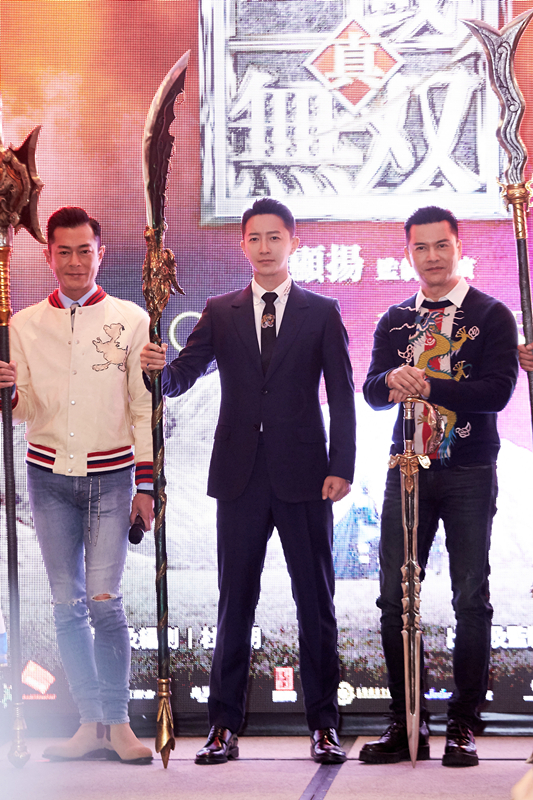 《真三国无双》全球发布会 韩庚反差饰关羽震慑人心