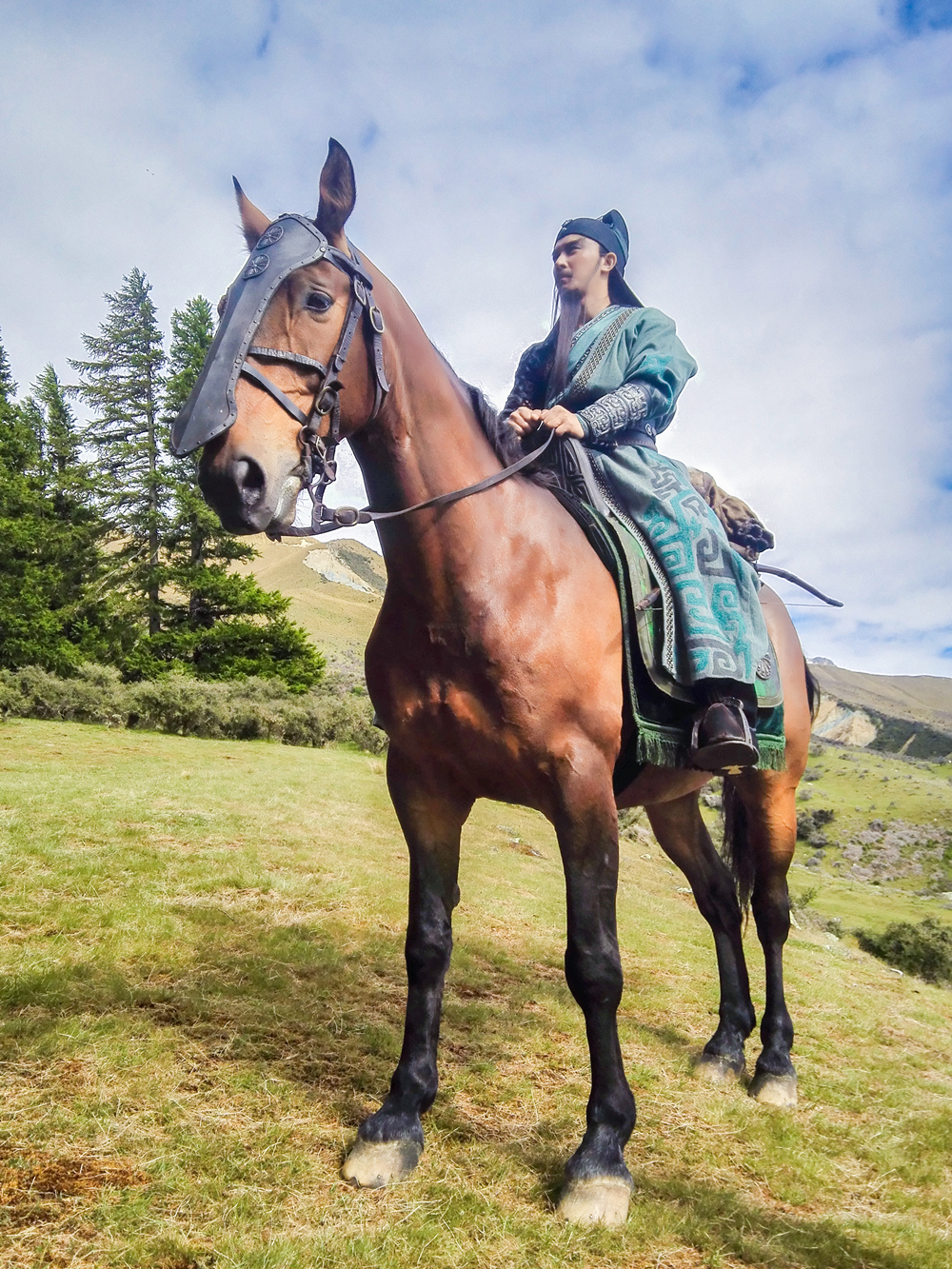 《真三国无双》全球发布会 韩庚反差饰关羽震慑人心