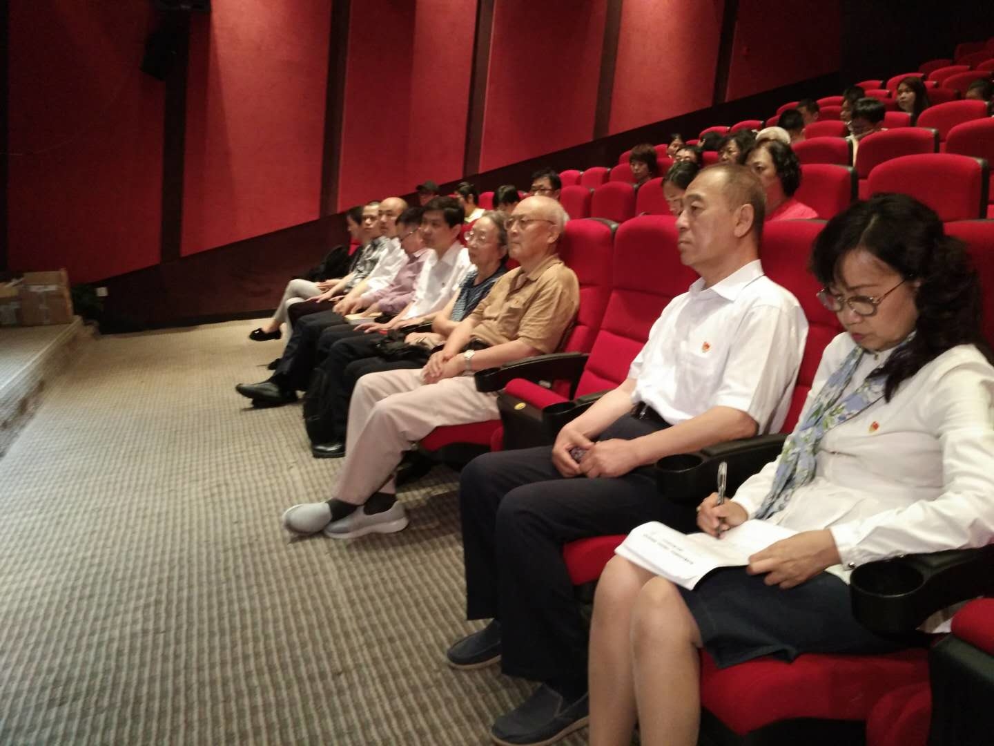 54年后董必武后人来到嘉兴 重温初心