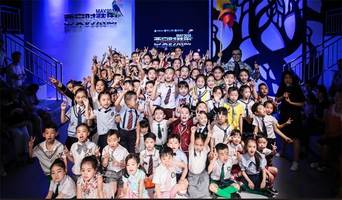 引燃全城:艺鑫文化2018西安时装周收官之战开