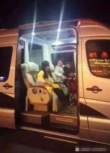 小马云出场费6位数，他是谁，到底是怎么回事？ 贷款 第4张